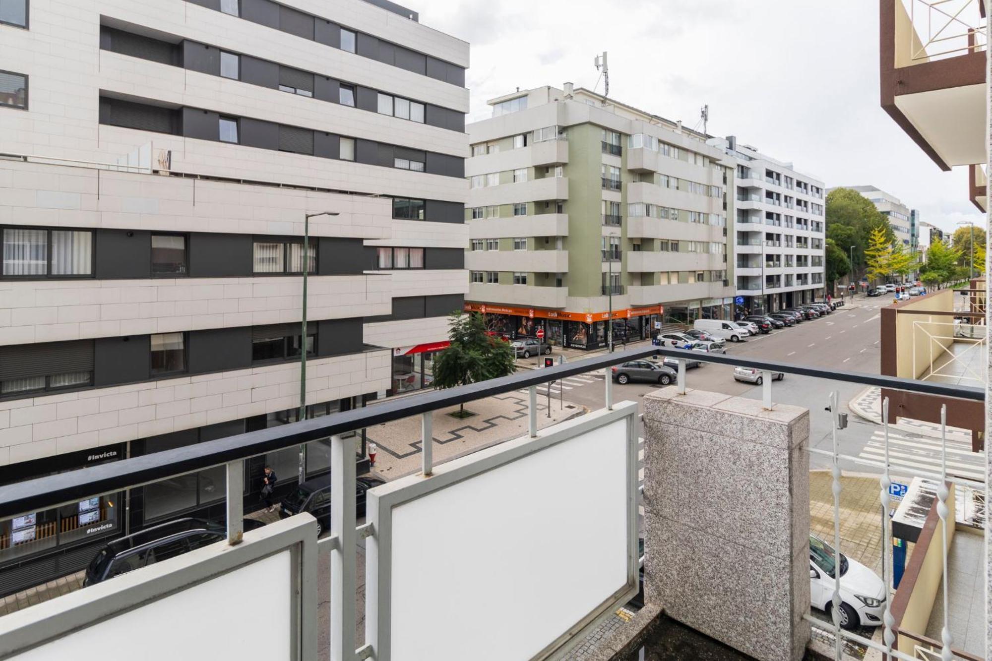 Lovelystay - Boavista Cozy Apartment ปอร์โต ภายนอก รูปภาพ